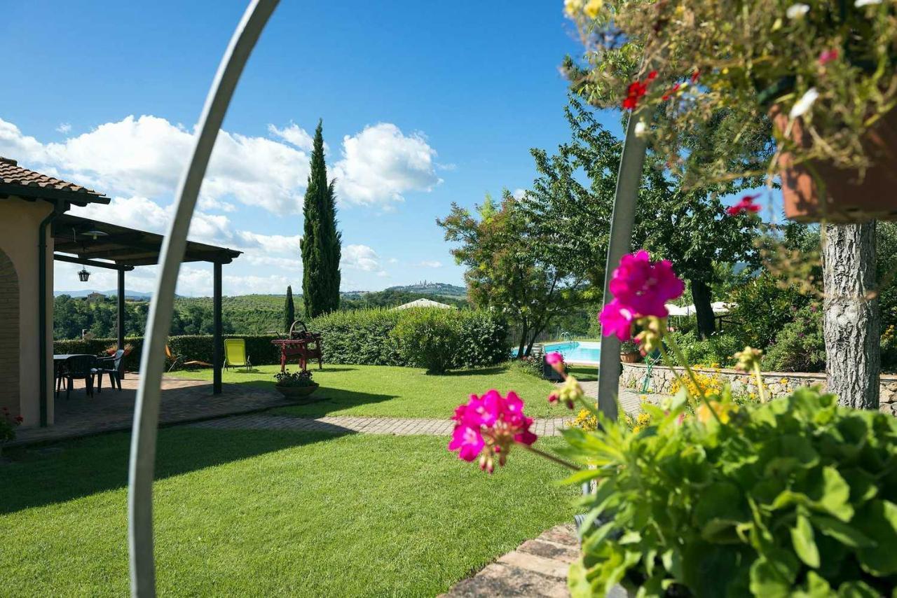 Agriturismo Il Poggetto Σαν Τζιμινιάνο Εξωτερικό φωτογραφία