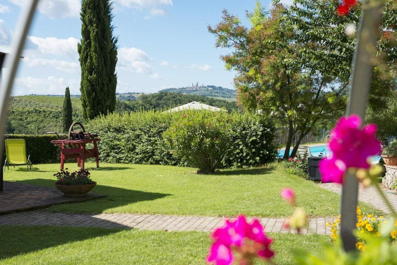 Agriturismo Il Poggetto Σαν Τζιμινιάνο Εξωτερικό φωτογραφία