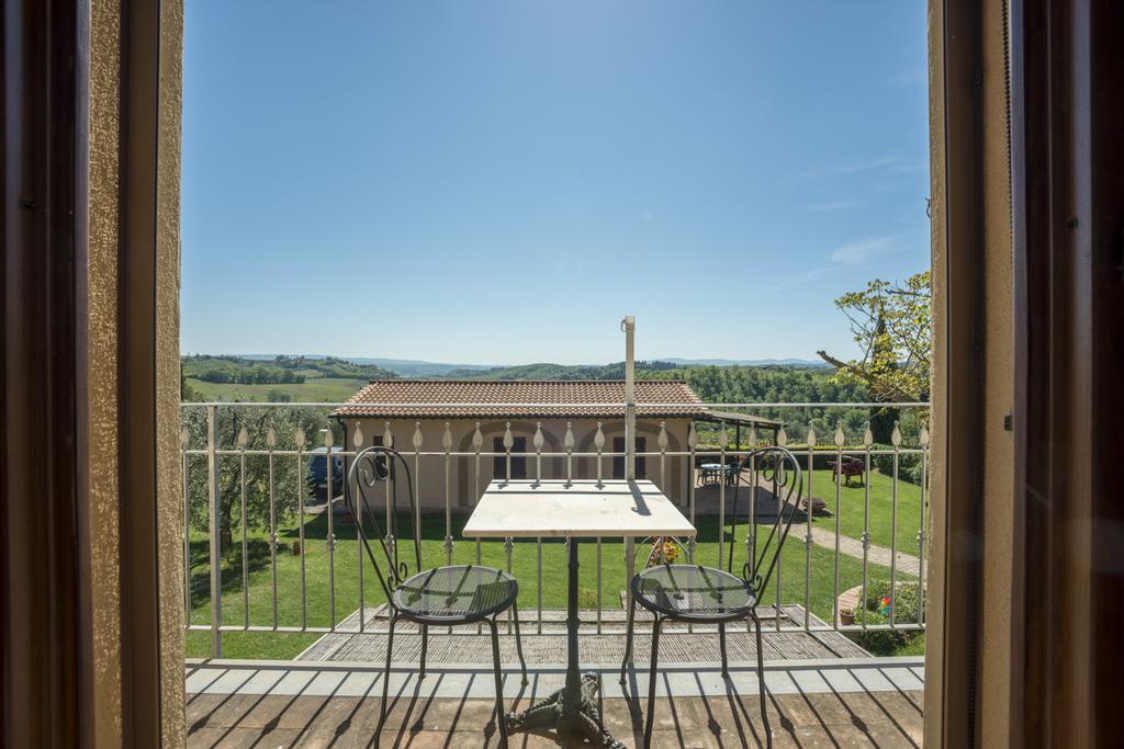 Agriturismo Il Poggetto Σαν Τζιμινιάνο Εξωτερικό φωτογραφία